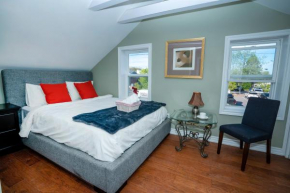 Cute 2-story, 2-bdrm Loft, Mins to Beach and Lake